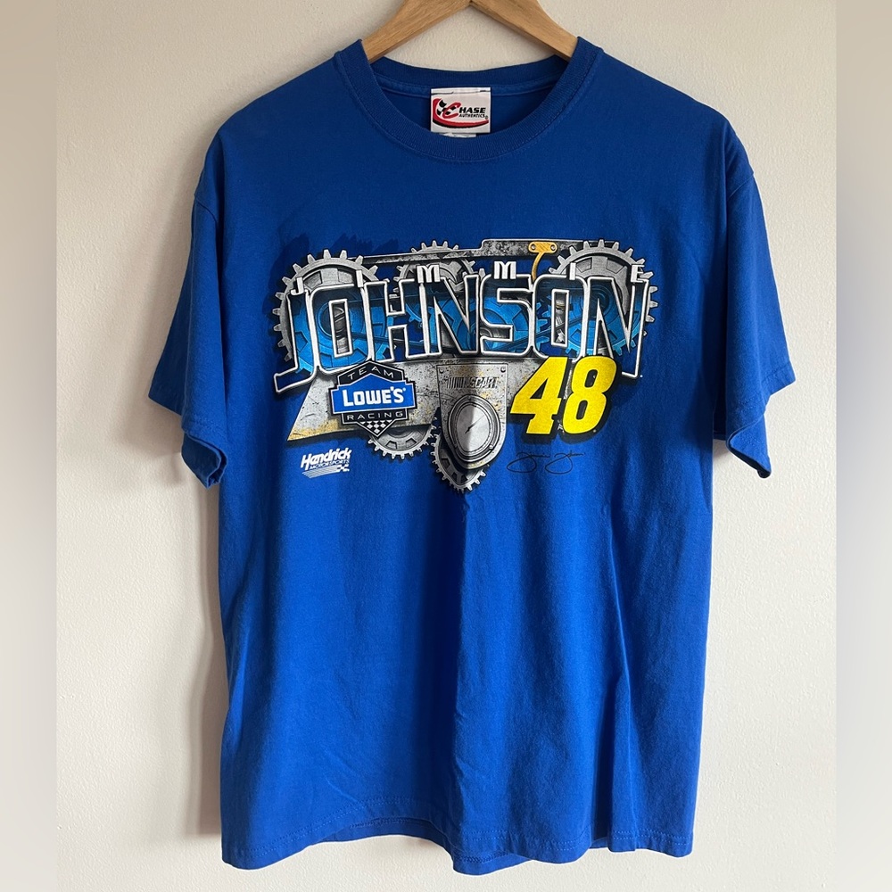 Jimmie Johnson T-Shirt / Nascar / 2010 / Lowes / Chase Authentics / Large